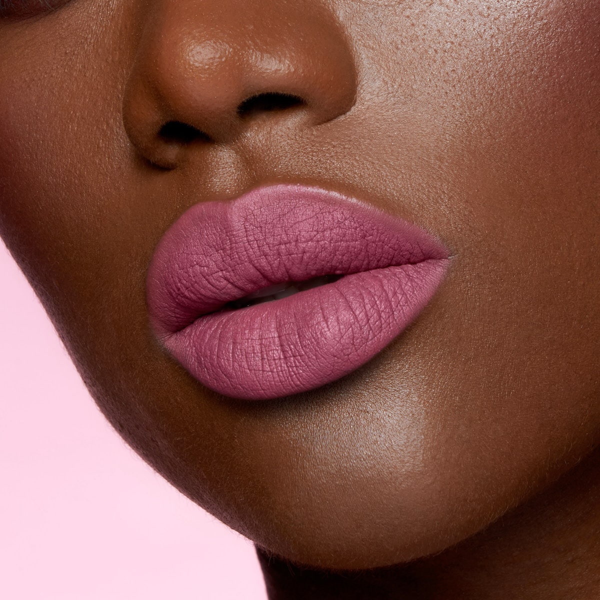 LIP CONTOUR 2.0 (DELINEADOR DE LABIOS)